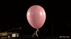 GIF animado (90687) Explosion de globo de hidrogeno mediante coche teledirigido