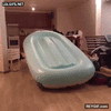 GIF animado (95193) Me encuentro esto dentro de la casa y le prendo fuego a todo el vecindario